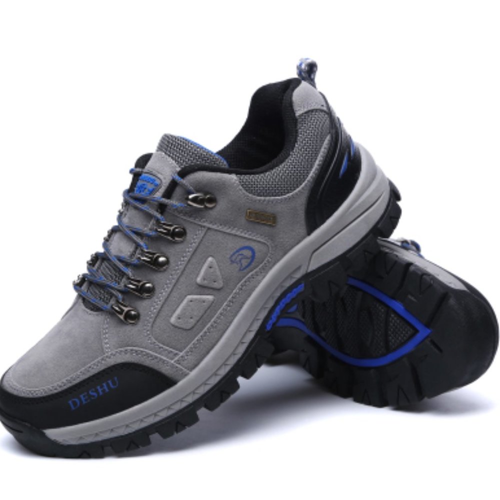 Casual sports shoes